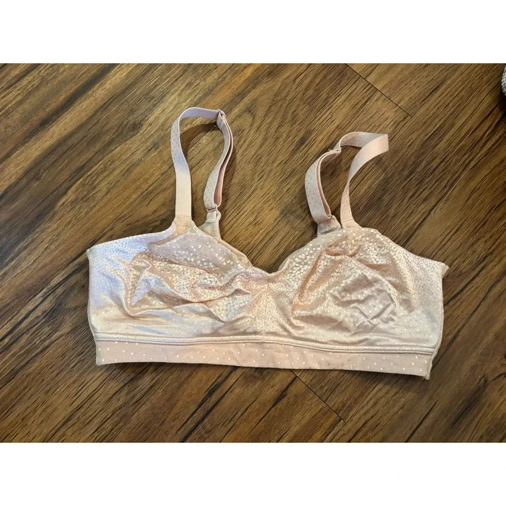 LOT OF 2 🌸 Wacoal 852303 How Perfect Wireless Unlined T-Shirt Bra size 34DD - Picture 2 of 4
